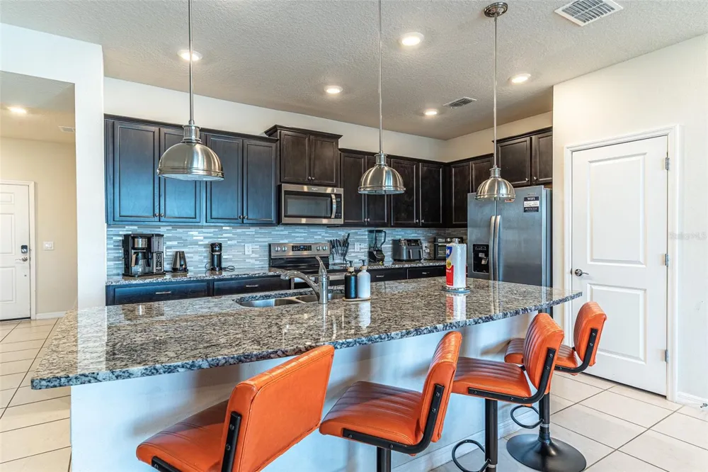 3713 PACIFIC LANE Davenport, FL 33897