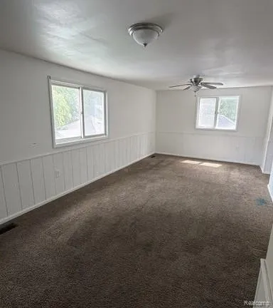 128 E Lakeview Avenue Flint City, MI 48503