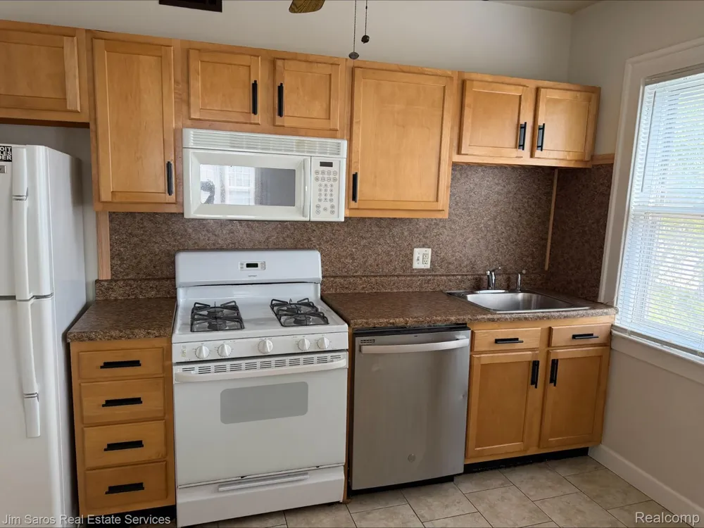 1110 Maryland Street Grosse Pointe Park City, MI 48230