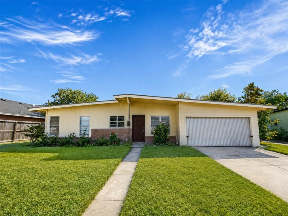 4709 Jarvis Street Corpus Christi, TX 78412