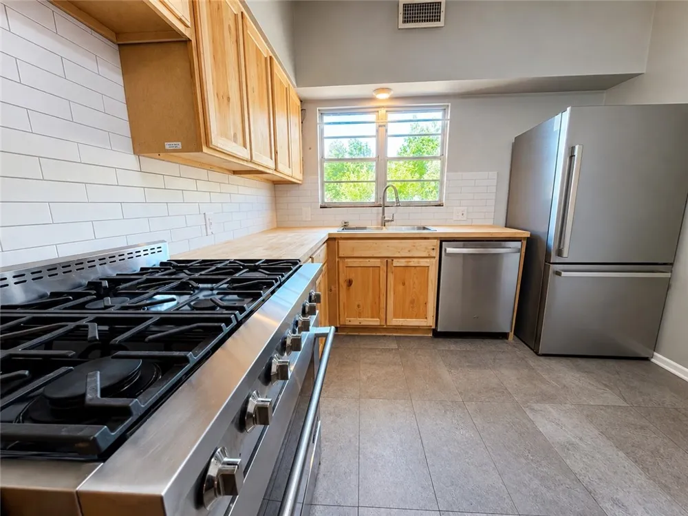 4709 Jarvis Street Corpus Christi, TX 78412