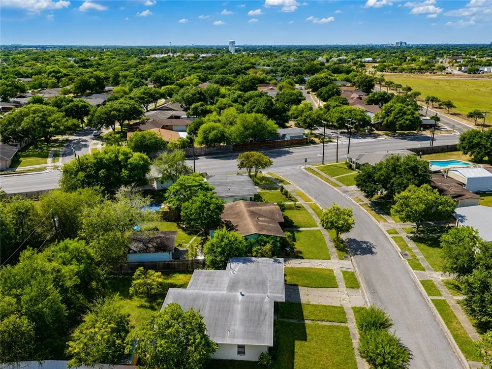 4709 Jarvis Street Corpus Christi, TX 78412