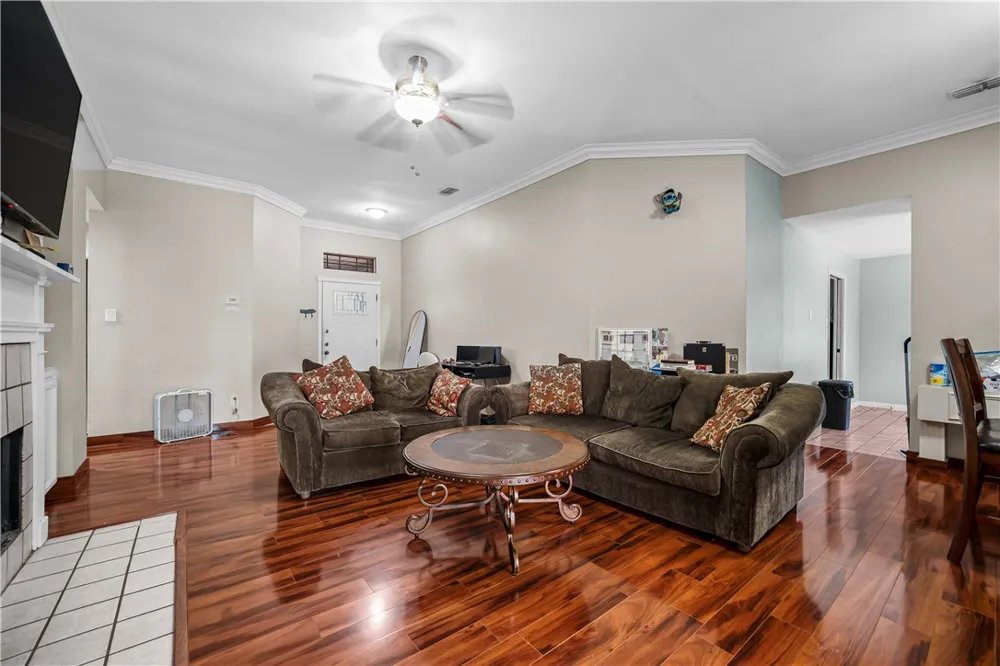 3430 Picadilly Corpus Christi, TX 78414