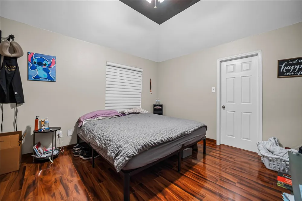 3430 Picadilly Corpus Christi, TX 78414