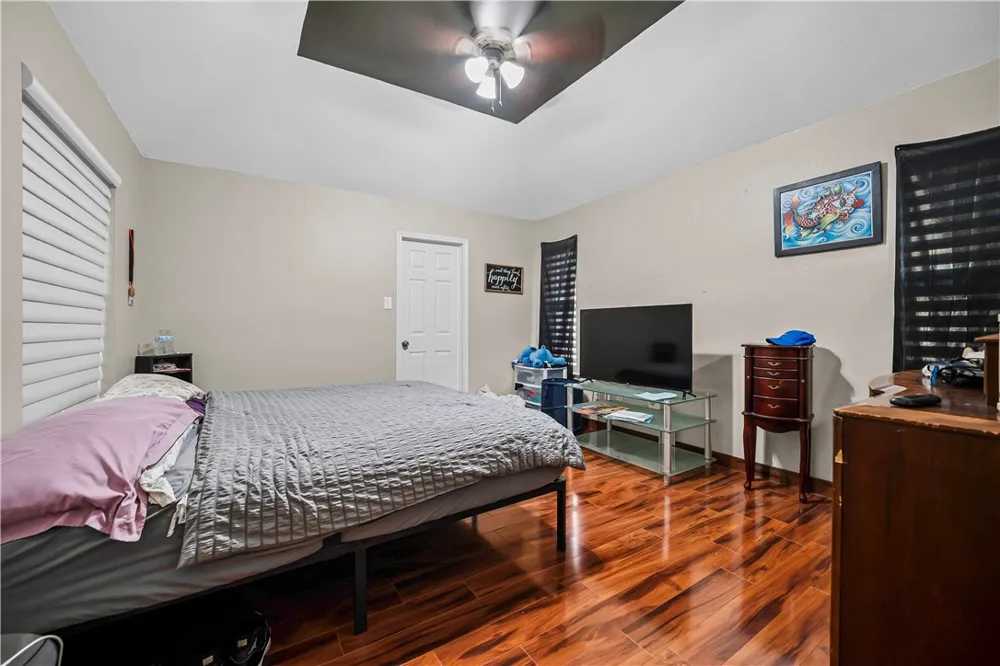3430 Picadilly Corpus Christi, TX 78414