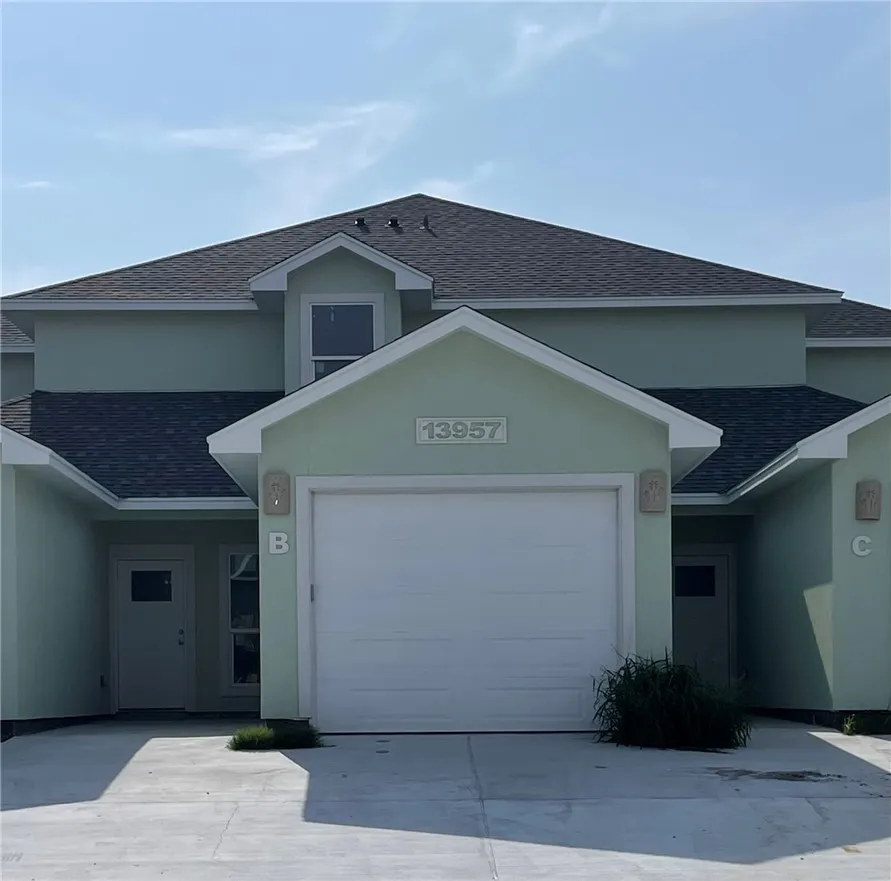13957 FORTUNA BAY DRIVE #B Corpus Christi, TX 78418