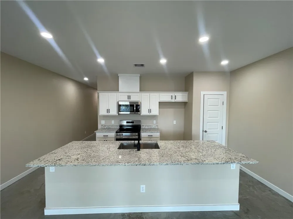 13957 FORTUNA BAY DRIVE #B Corpus Christi, TX 78418