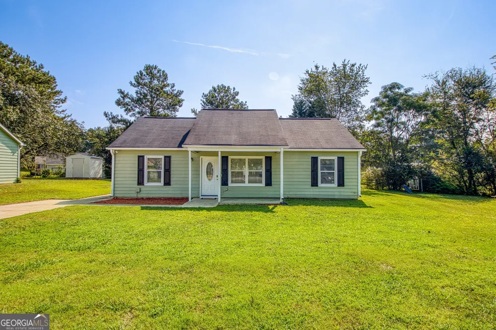 32 Oak ST Newnan, GA 30263