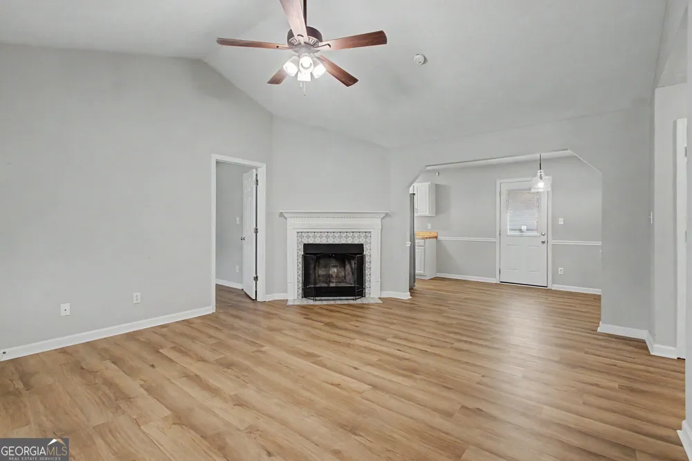 32 Oak ST Newnan, GA 30263