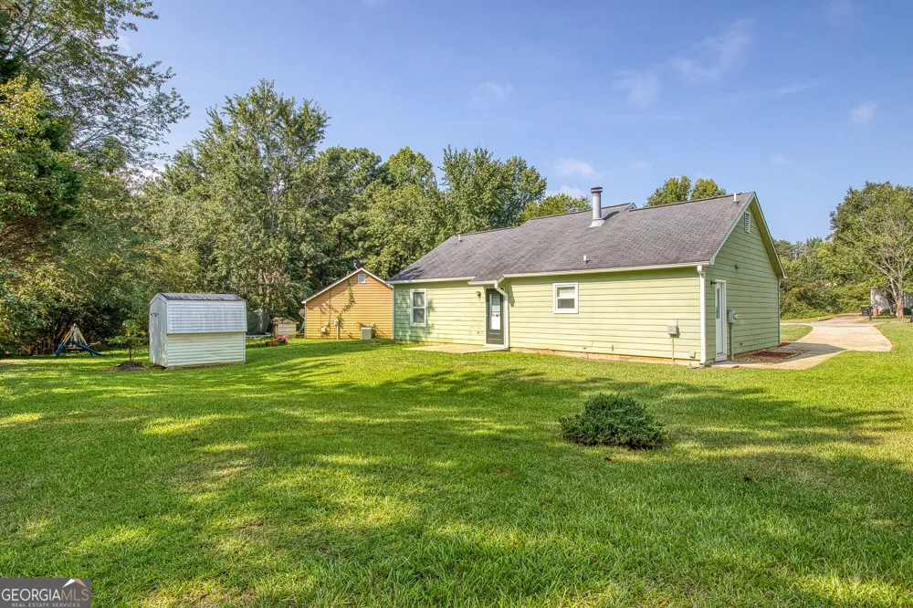 32 Oak ST Newnan, GA 30263