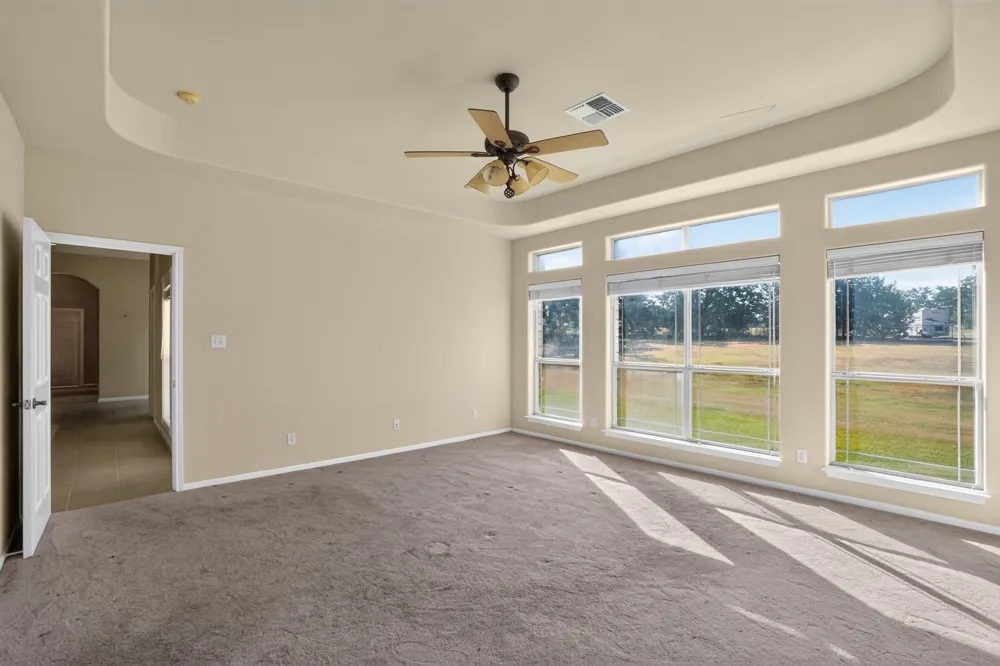 986 High Grove Road Cedar Creek, TX 78612