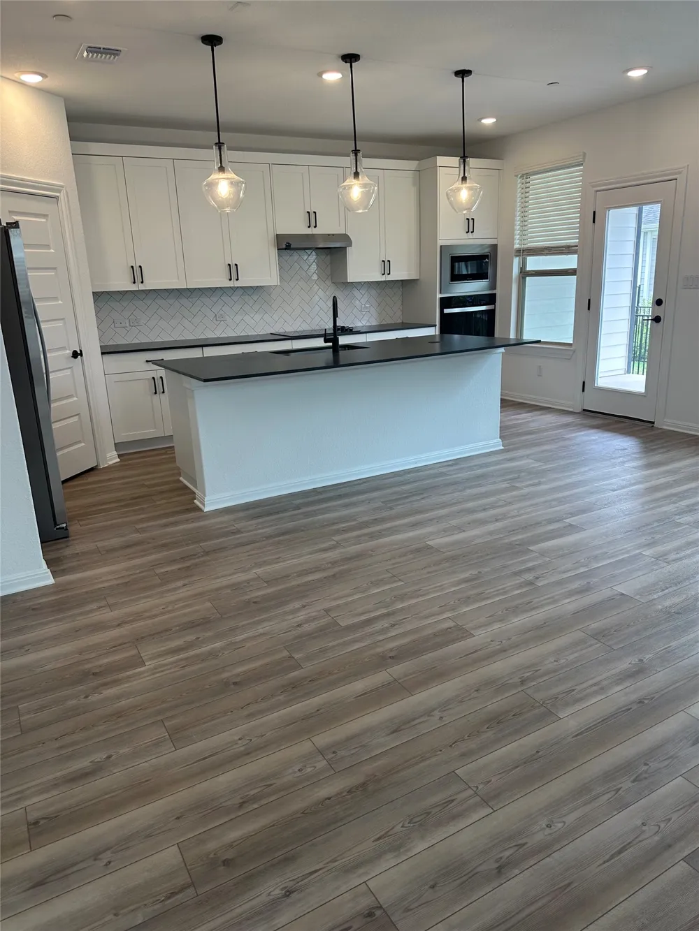 2725 Woodall Drive #1404 Cedar Park, TX 78613