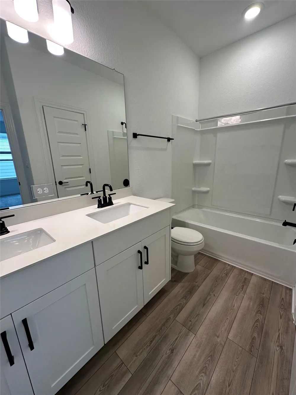 2725 Woodall Drive #1404 Cedar Park, TX 78613