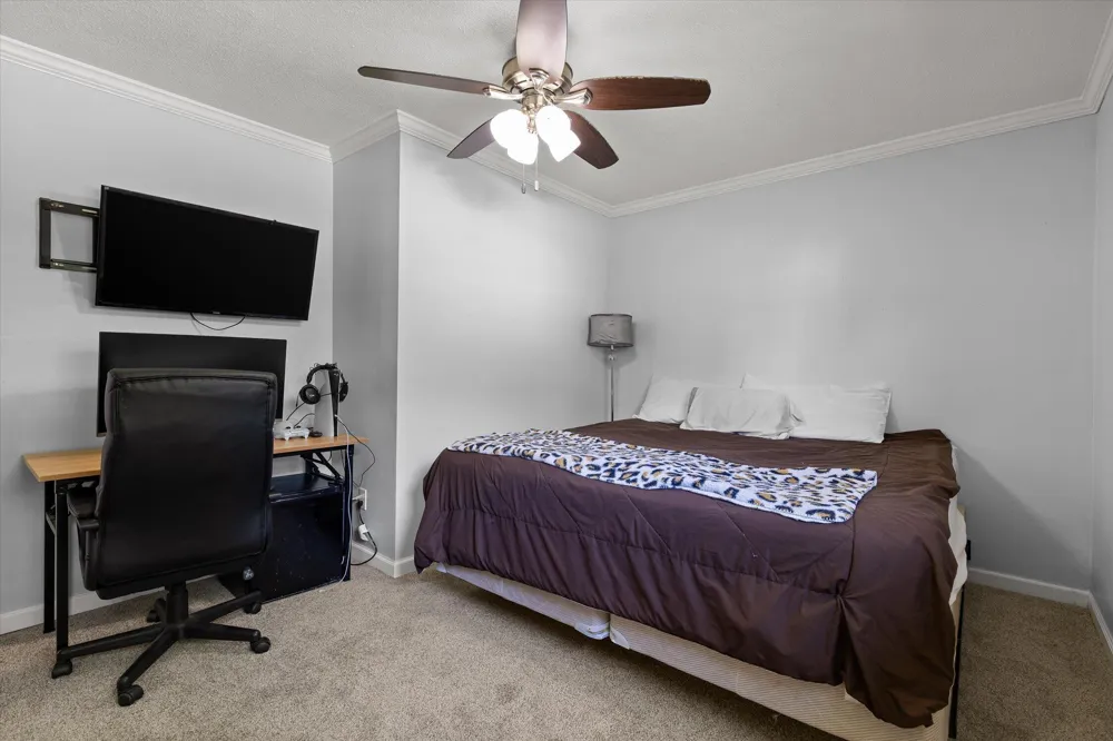 1389 Meadowood Drive Hixson, TN 37343
