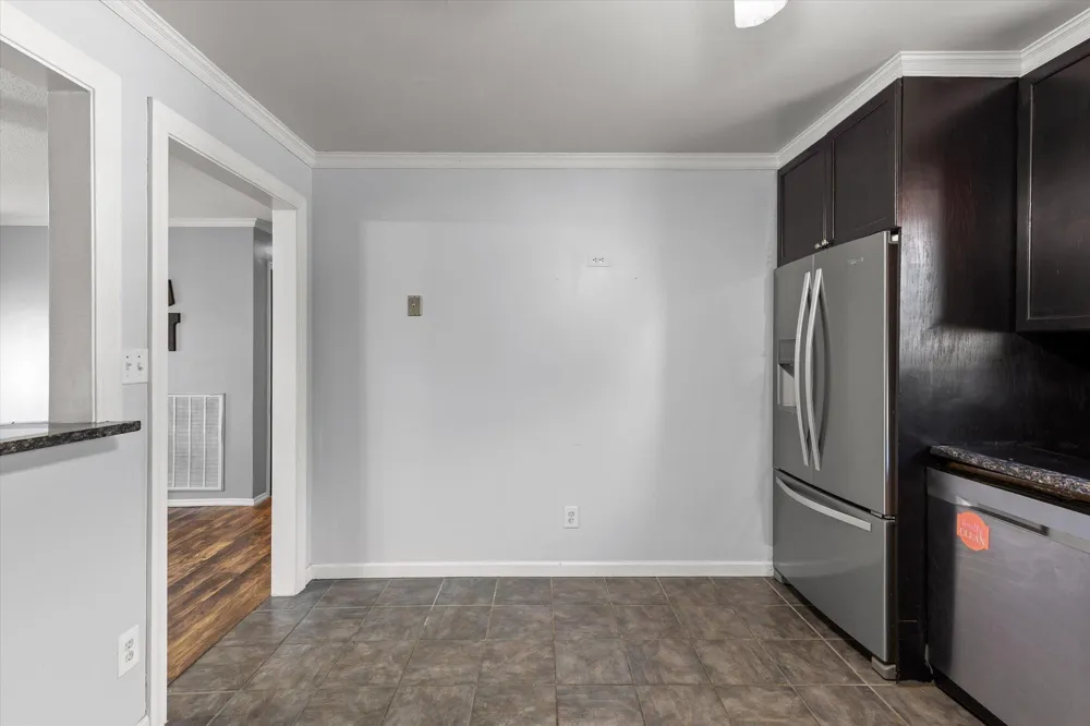 1389 Meadowood Drive Hixson, TN 37343