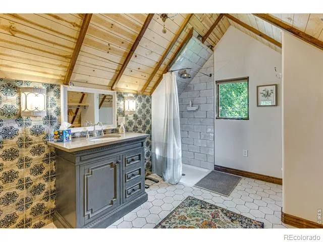 548 Mountain Avenue Berthoud, CO 80513
