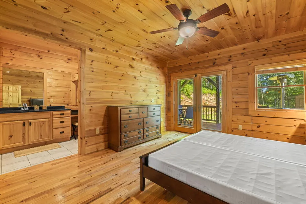 Grizzly Ridge Bryson City, NC 28713