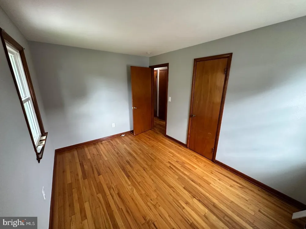 320 BARCLAY AVENUE Morrisville, PA 19067
