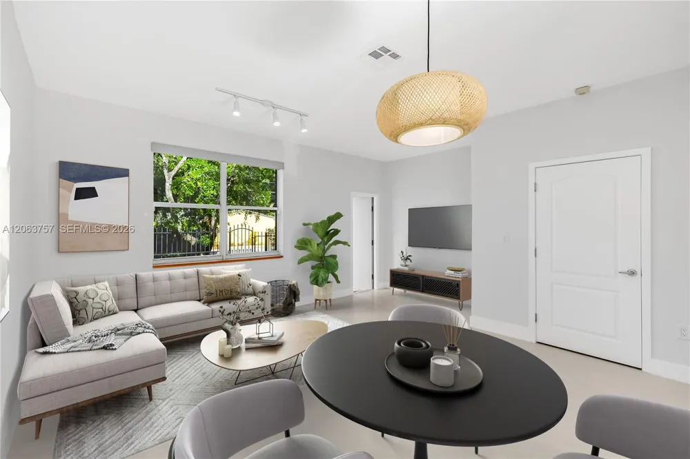 3037 Center St #2 Miami, FL 33133