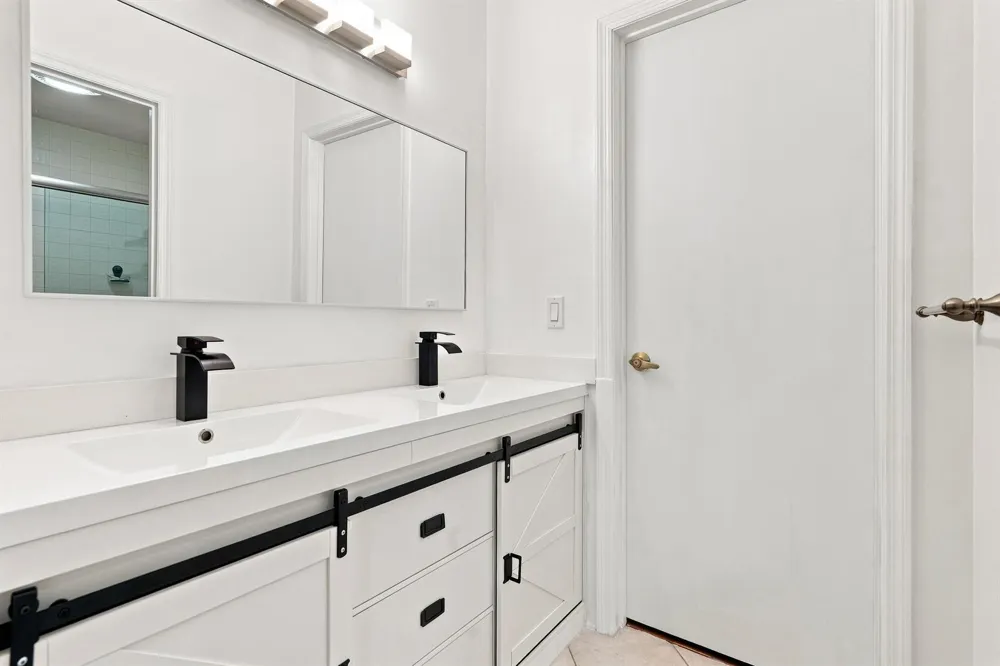 2543 SE Tropical E Circle Port St. Lucie, FL 34952