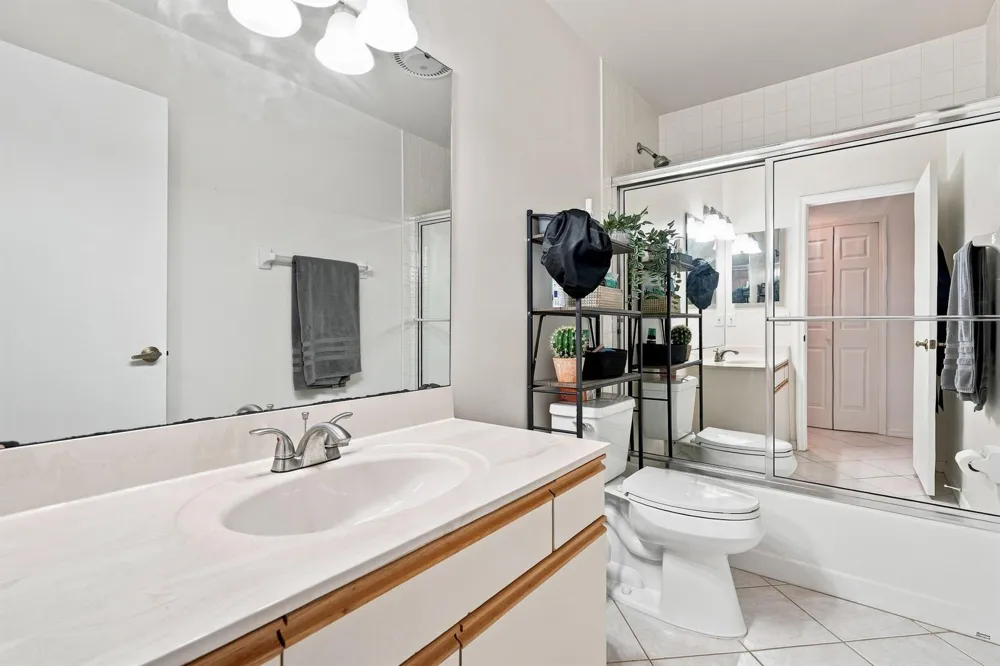 2543 SE Tropical E Circle Port St. Lucie, FL 34952