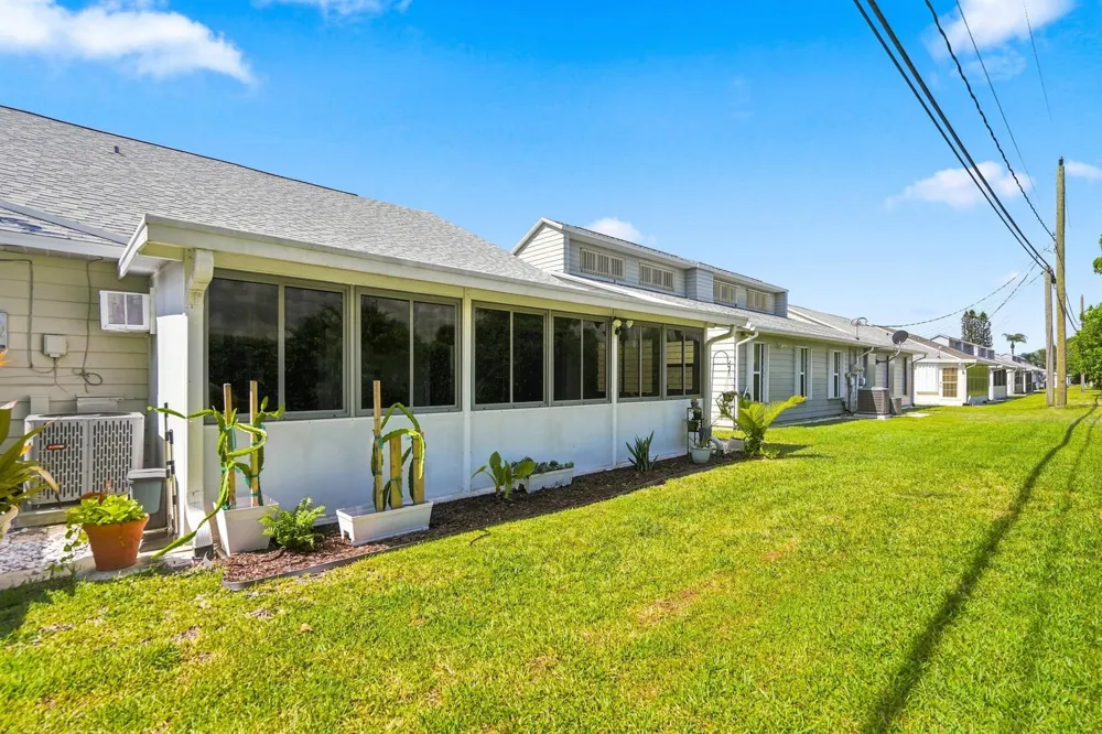 2543 SE Tropical E Circle Port St. Lucie, FL 34952