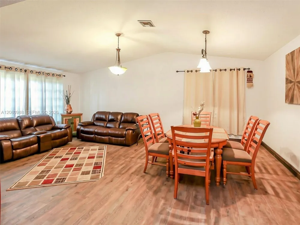 635 NE 3rd St #635 Dania Beach, FL 33004