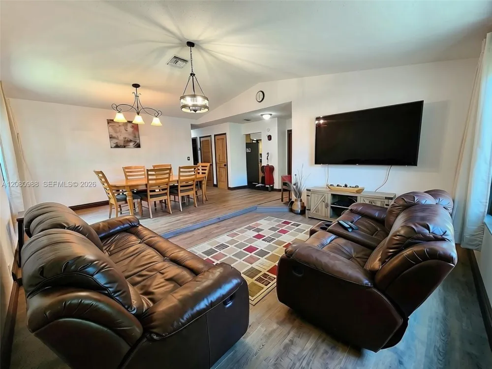 635 NE 3rd St #635 Dania Beach, FL 33004
