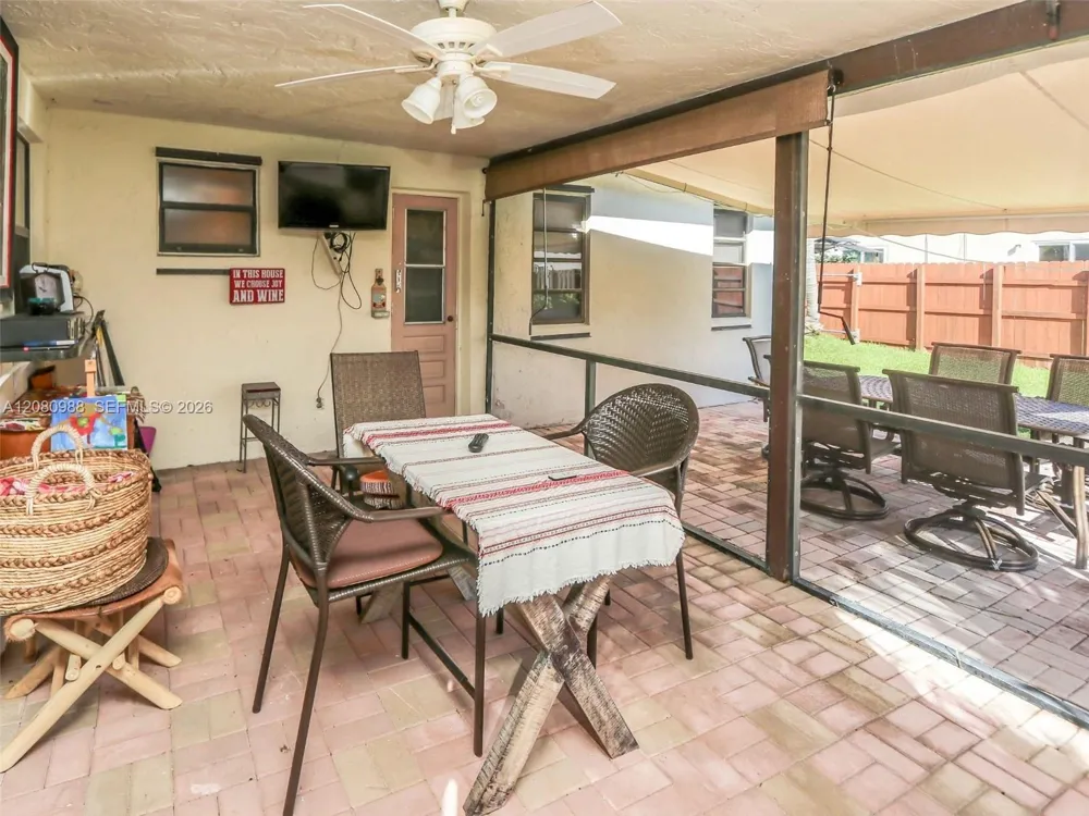 635 NE 3rd St #635 Dania Beach, FL 33004