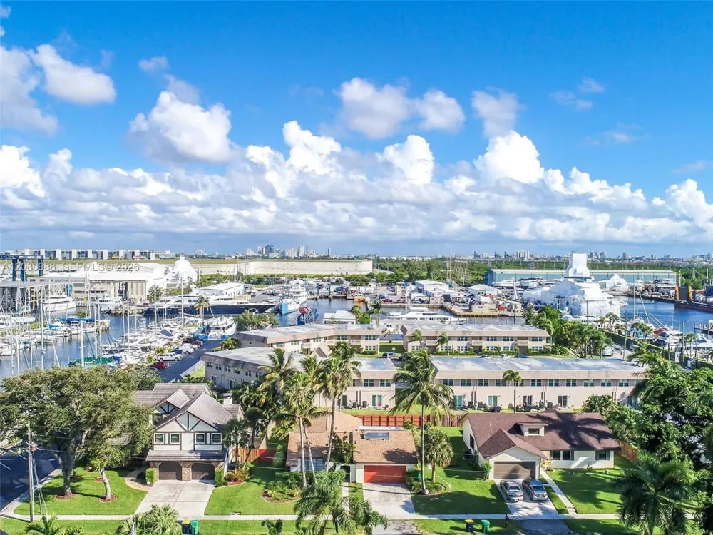 635 NE 3rd St #635 Dania Beach, FL 33004