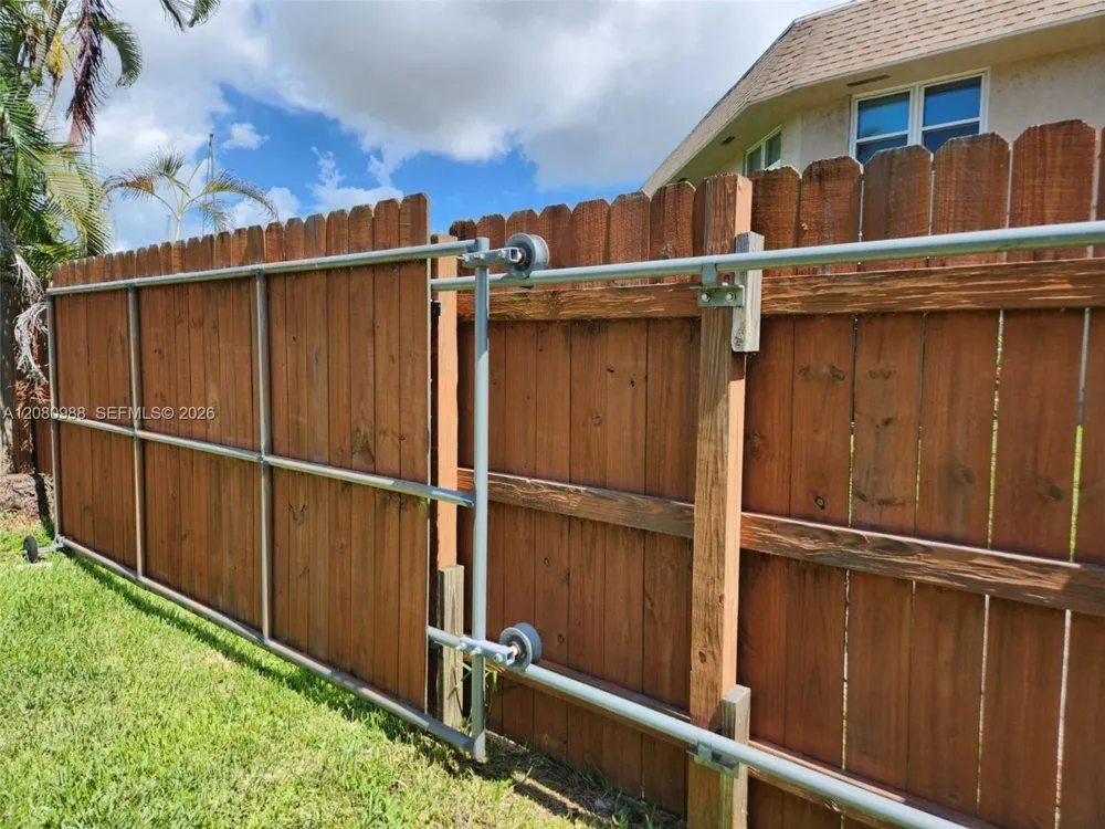 635 NE 3rd St #635 Dania Beach, FL 33004
