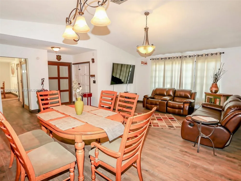 635 NE 3rd St #635 Dania Beach, FL 33004