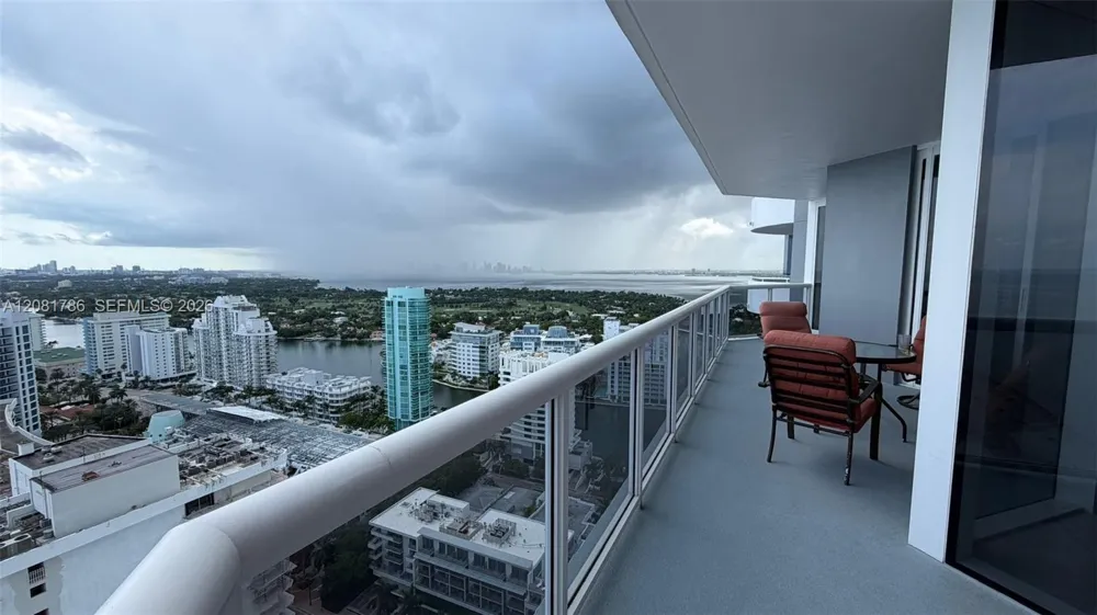 6301 Collins Ave #LPH4 Miami Beach, FL 33141