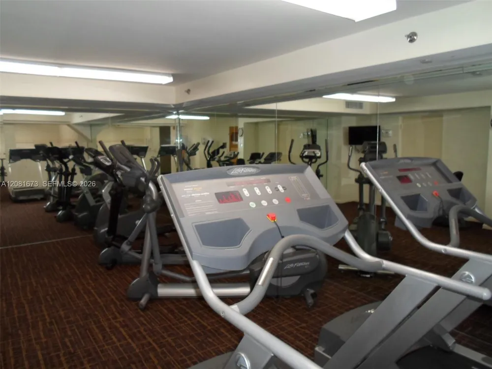 18151 NE 31st Ct #1201 Aventura, FL 33160
