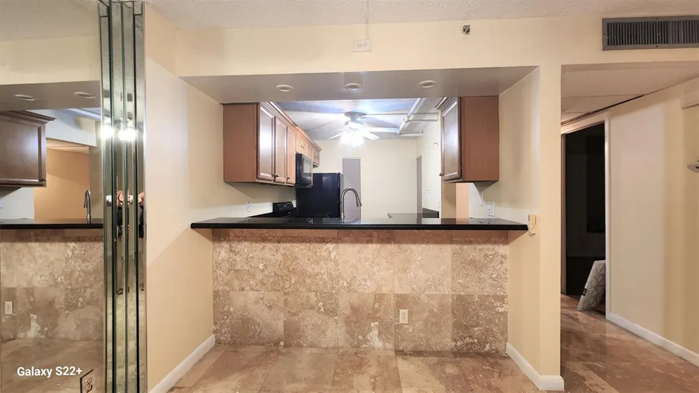 17 ROYAL PALM WAY #3030 Boca Raton, FL 33432