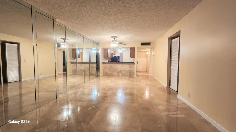 17 ROYAL PALM WAY #3030 Boca Raton, FL 33432