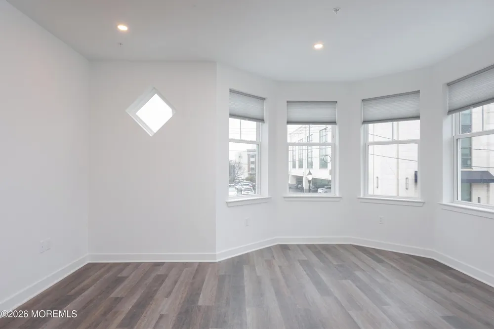 6 W W End Court #203 Long Branch, NJ 07740