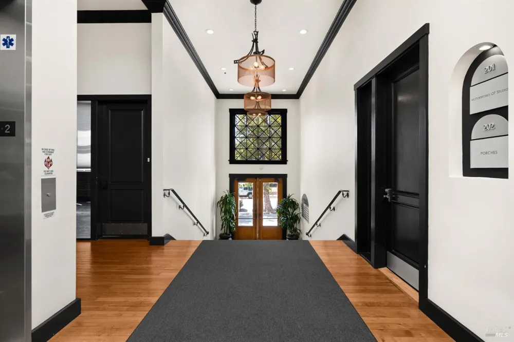 11 5th Street Petaluma, CA 94952