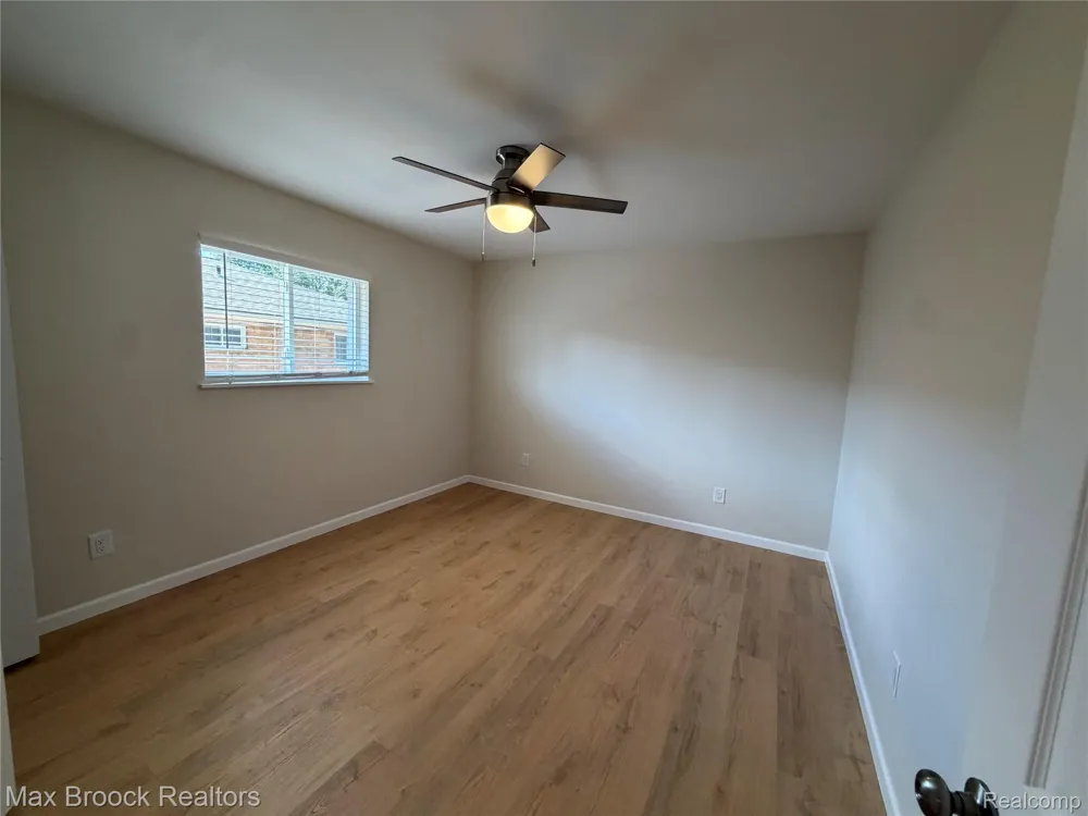 3875 Devon Road #10A Royal Oak City, MI 48073