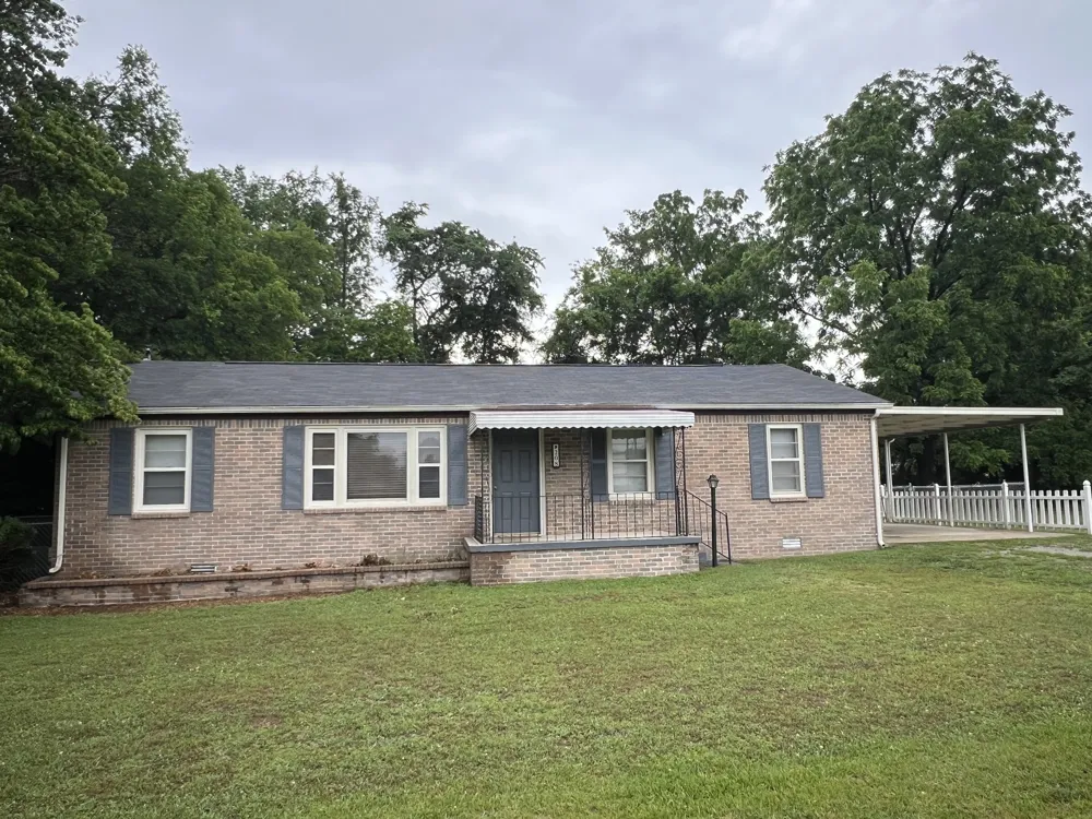 208 Lillian St Winchester, TN 37398