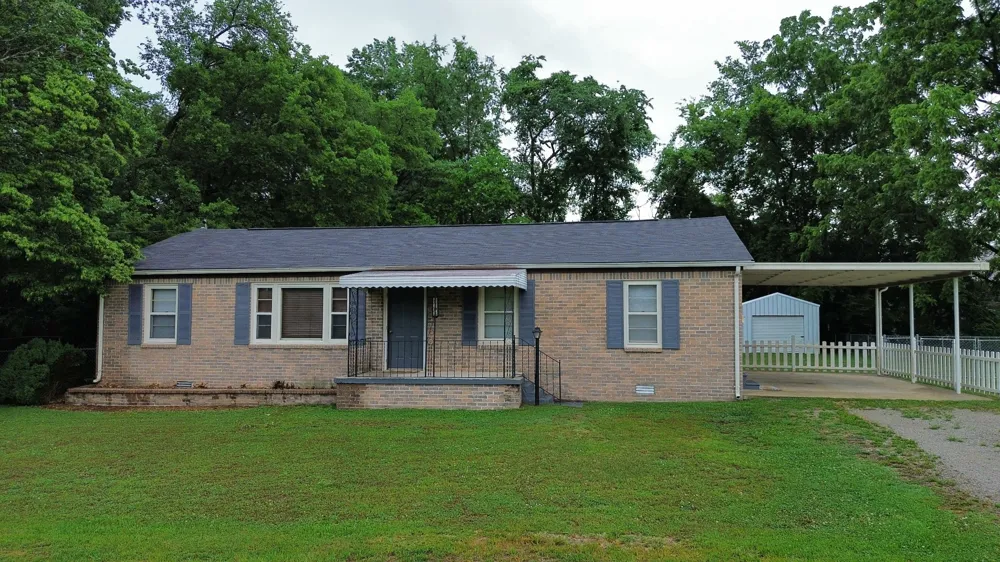 208 Lillian St Winchester, TN 37398