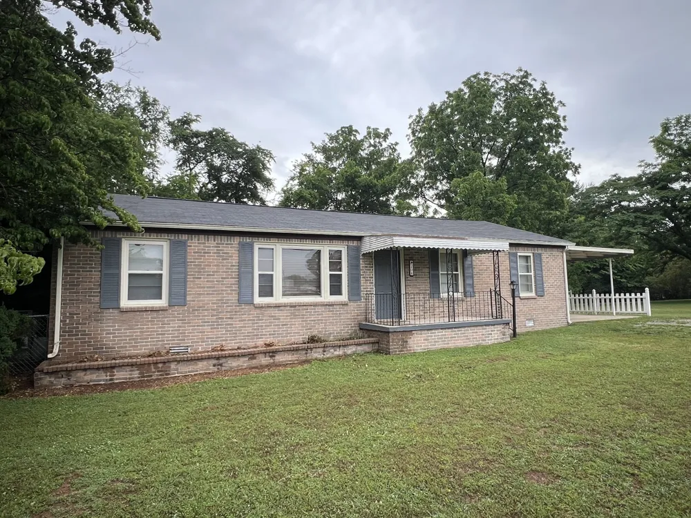 208 Lillian St Winchester, TN 37398
