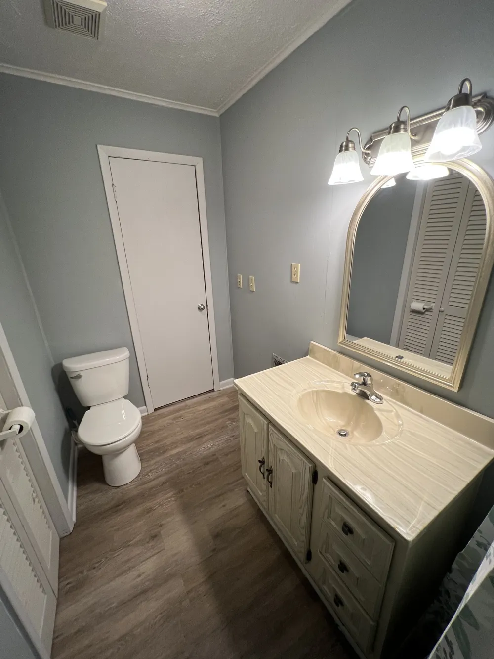 208 Lillian St Winchester, TN 37398