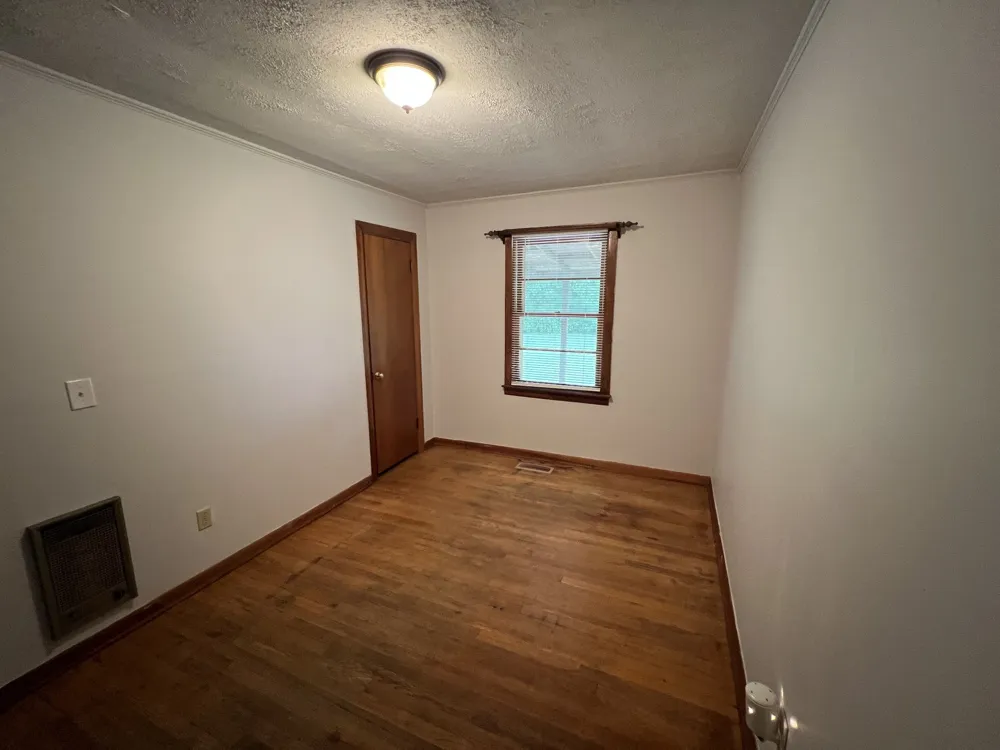 208 Lillian St Winchester, TN 37398