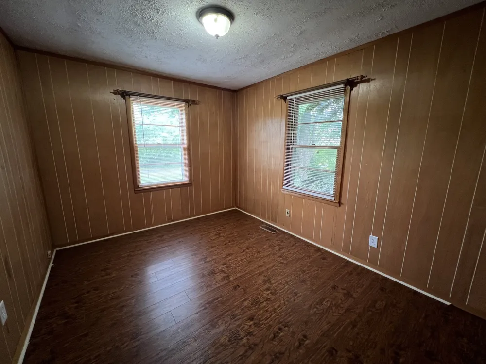 208 Lillian St Winchester, TN 37398