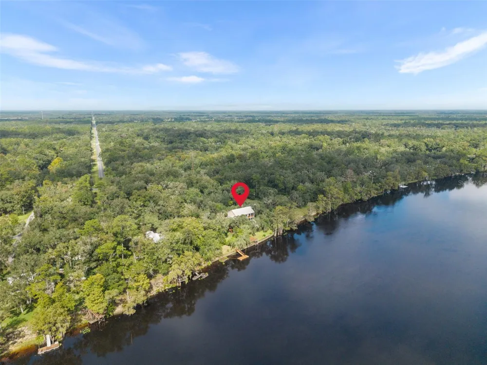 2033 SE HIGHWAY 317 Old Town, FL 32680