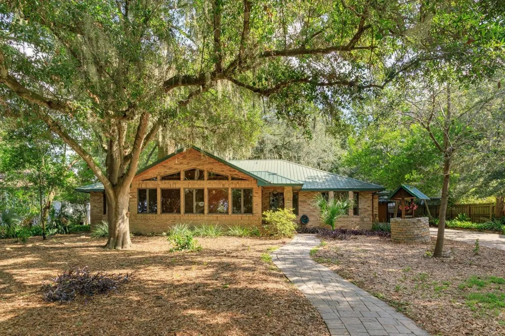 10350 LAKE LOUISA ROAD Clermont, FL 34711