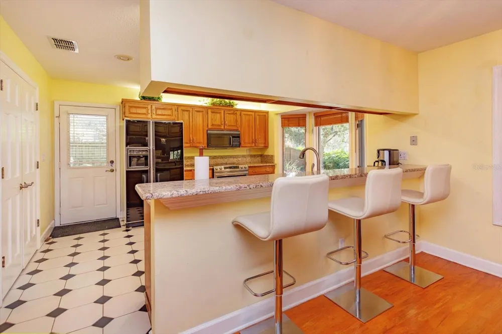 10350 LAKE LOUISA ROAD Clermont, FL 34711
