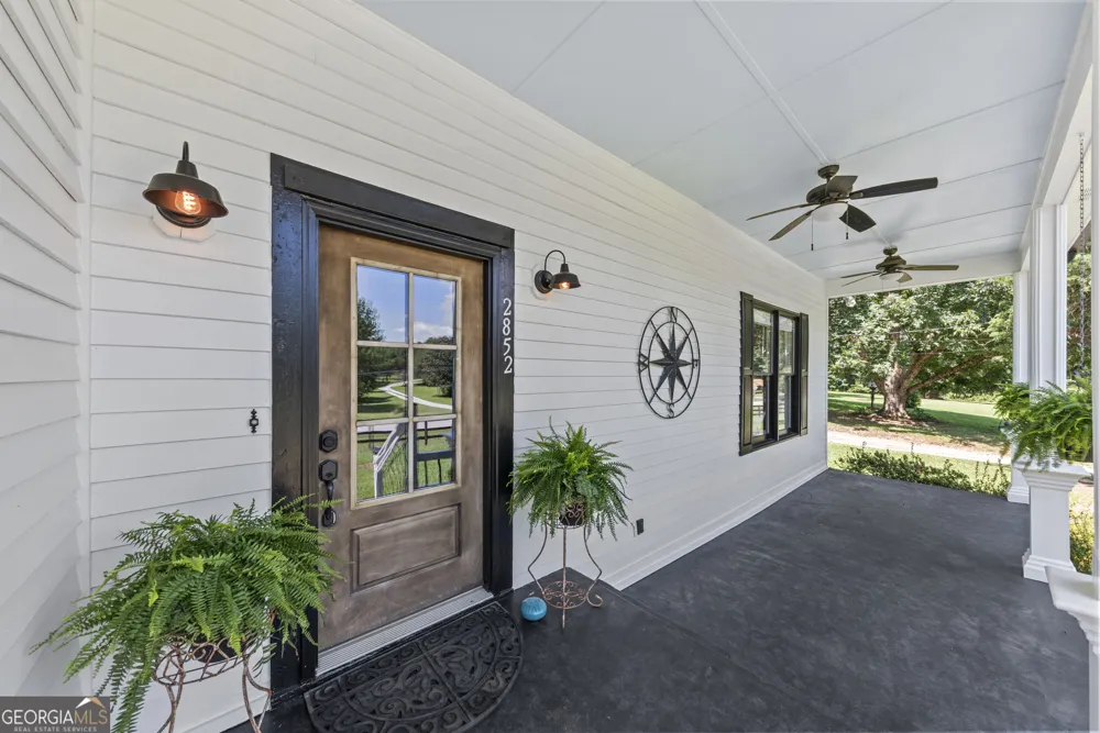 2852 Dixie RD Covington, GA 30014