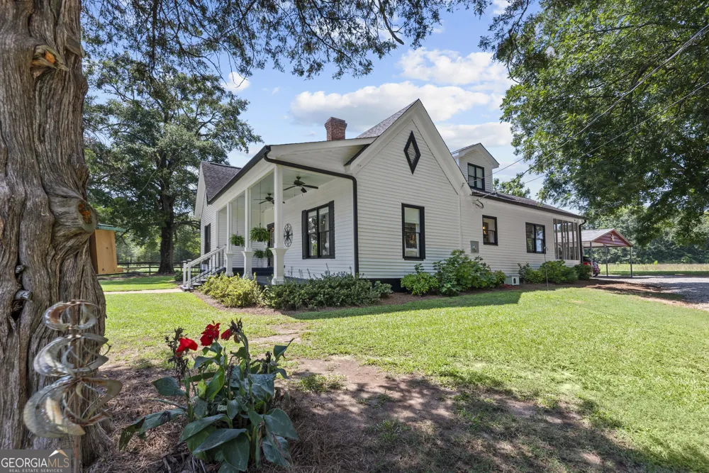 2852 Dixie RD Covington, GA 30014